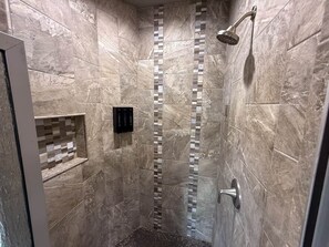 Jetted tub, soap, shampoo, toilet paper