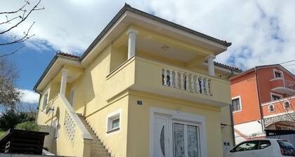 apartment "Apartment Sarah" with balcony