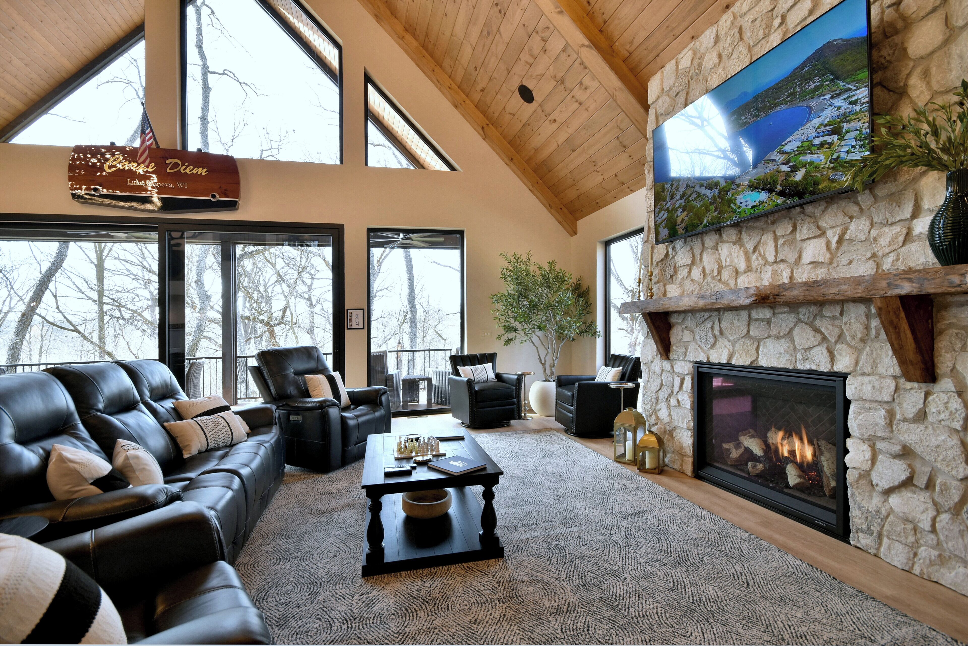 TV connectée, cheminée, jeux vidéo