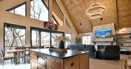 Modern Cabin, Cozy and Peaceful