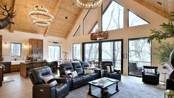 Smart TV, fireplace, video games