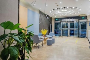 Interior - Homeinn Motel Hotel (Nanjing Medical University Longmian Avenue Subway Station) (Nanjing)