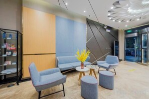 Lobby - Homeinn Motel Hotel (Nanjing Medical University Longmian Avenue Subway Station) (Nanjing)