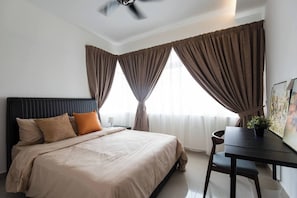 3 dormitorios, tabla de planchar con plancha, wifi y ropa de cama