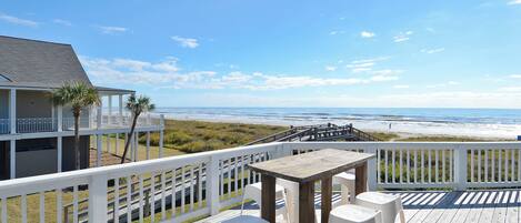 House (5 Bedrooms) | Front of property