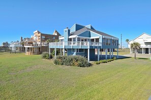 Property amenity - Beachfront Dolphin by Ryson Vacation Rentals (Galveston)