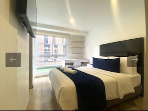 1 chambre, fer et planche à repasser, Wi-Fi, draps fournis