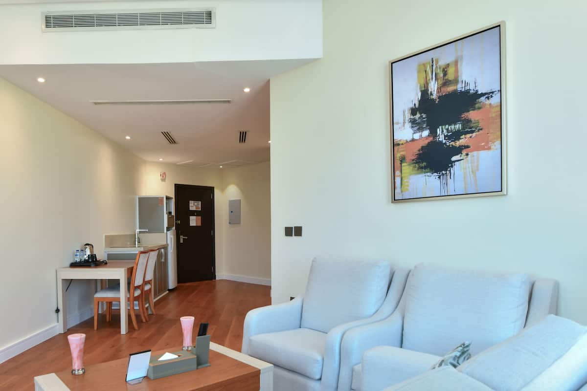 Panorama kamer | Woonruimte | Een televisie