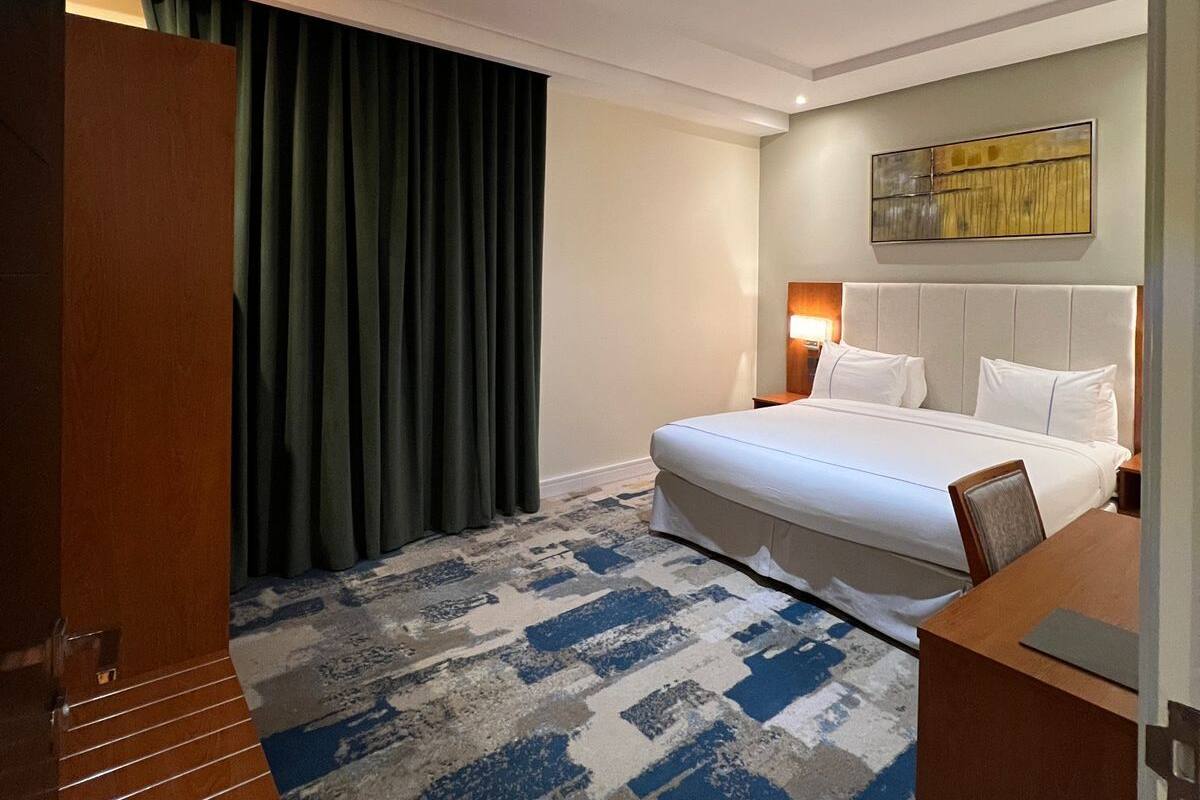 Family Suites | 1 bedroom, in-room safe, blackout drapes, soundproofing