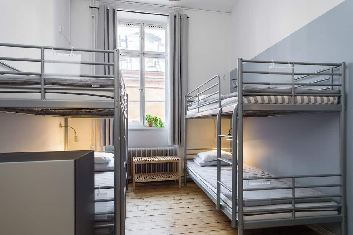 4-bed Female Dormitory | Free WiFi