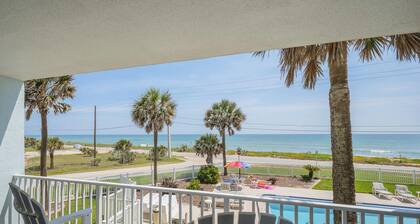 Starboard Light 7 by Distinctive Beach Rentals