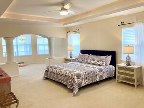 4 bedrooms, desk, iron/ironing board, free WiFi