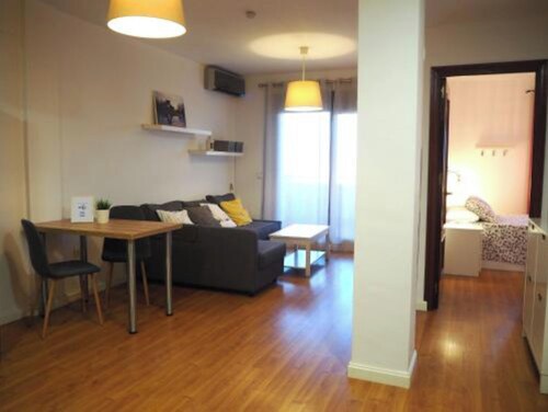 Charming loft near downtown and parking