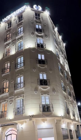 Exterior. Hôtel LA BOURGEOISE