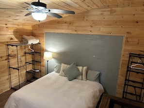 1 chambre, bureau, accès au Wi-Fi (inclus), literie fournie