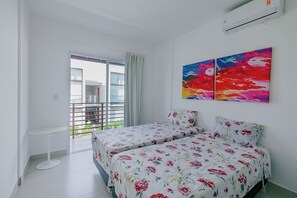 3 bedrooms, WiFi, bed sheets - SANDS OF ITACIMIRIM - 3 SUITES - CONDOMINIUM ON THE SAND (Monte Gordo)
