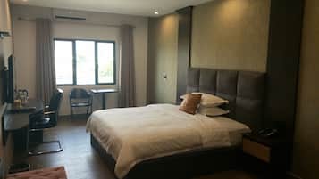 Comfort Double Room | In-room safe, blackout drapes, soundproofing, iron/ironing board