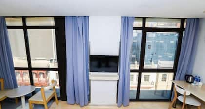 Haiyou Hotel (Taiyuan Liuxiang Zhonglou Street)