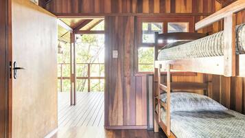8 bedrooms, WiFi