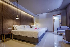 Royal Room | Desk, laptop workspace, iron/ironing board, free WiFi - Royal Villa (Fulidhoo)