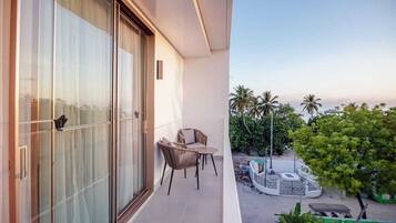 Royal Double Room, 1 Double Bed, Balcony, City View | 1 bedroom, desk, iron/ironing board, free WiFi