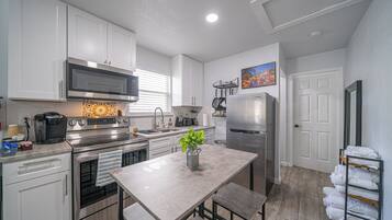 Mikrobølgeovn, ovn, kogeplade