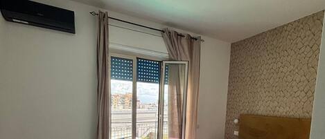 Chambres insonorisées, fer et planche à repasser, Wi-Fi gratuit