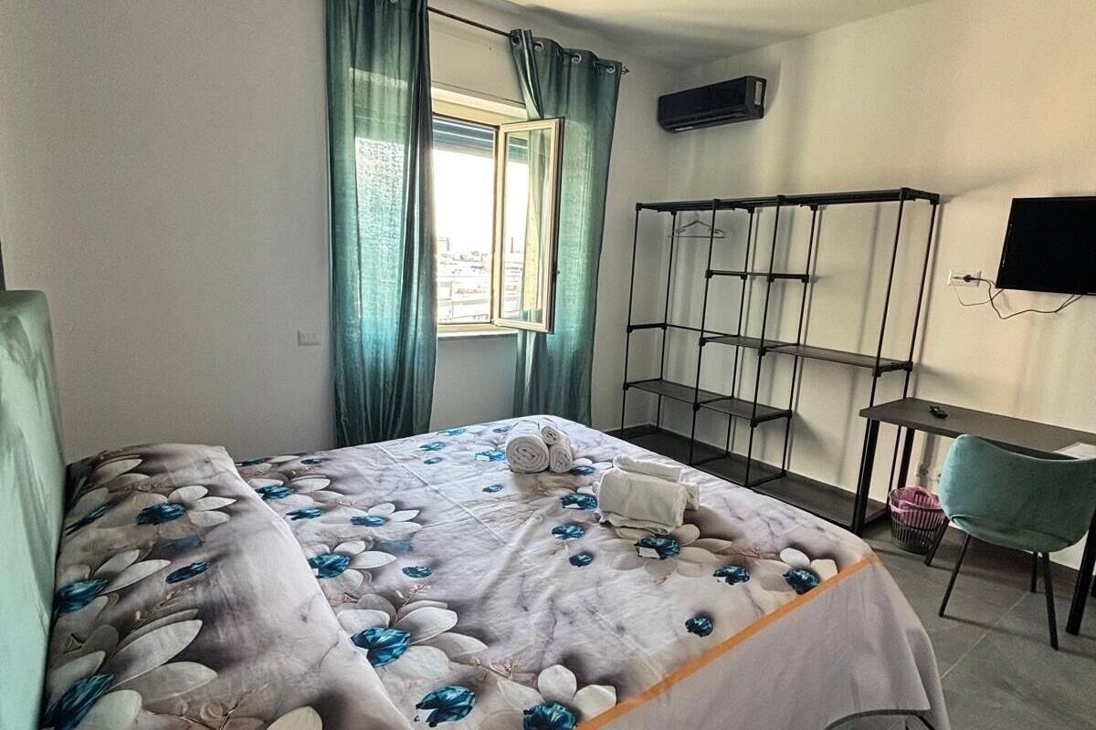 ห้องดีลักซ์ (Room 2) | ห้องเก็บเสียง, เตารีด/โต๊ะรีดผ้า, Wi-Fi ฟรี