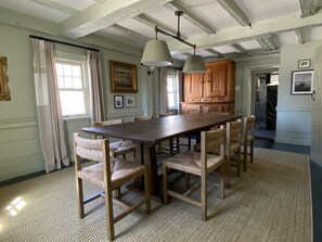 Dining - Spacious Exclusive 5-bedroom house in fabulous Chester with WiFi, AC (Chester)