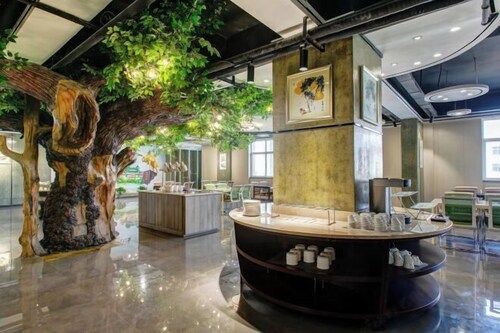 Yuncheng Yaduo Hotel (Yanhu South Wind Square)