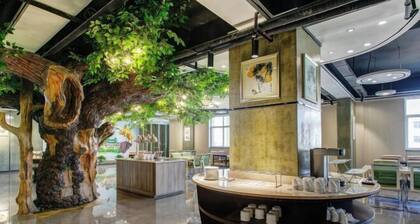 Yuncheng Yaduo Hotel (Yanhu South Wind Square)