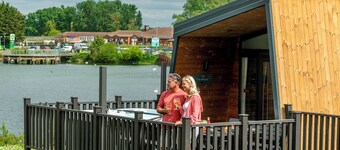 Azure Horizons - Retreat Hot Tub Glamping Pod 02