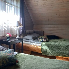 2 soverom, reiseseng for barn, wi-fi (inkludert) og sengetøy