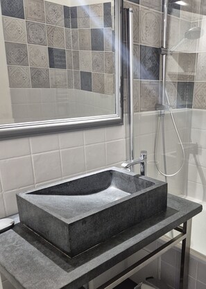 Hair dryer, towels