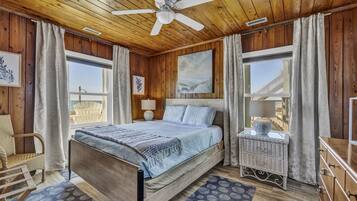 5 bedrooms, travel cot, free WiFi, bed sheets