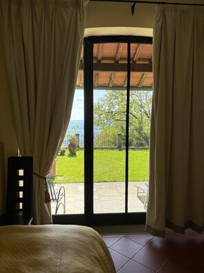 1 bedroom, iron/ironing board, WiFi, bed sheets - Panoramic apartment overlooking Florence, with garden, private loggia and car parking space (Toscana)