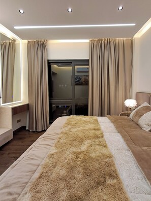 3 dormitorios, tabla de planchar con plancha, wifi gratis y ropa de cama