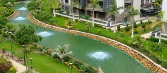 Relax with a view of the lake