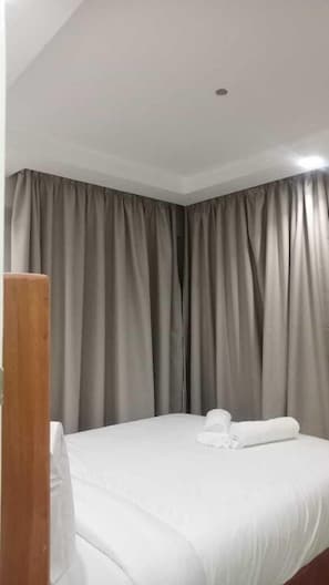 Luxury Apartment, City View | Individually decorated, individually furnished, free WiFi - Kenzi Suites (Kisii)