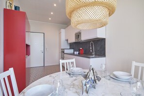 Appartement (1 Bedroom) | Salle Ă manger