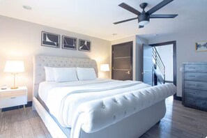 7 bedrooms, desk, iron/ironing board, travel crib - Two Luxe Lofts, One Perfect Stay  Walk Everywhere (Douglas)