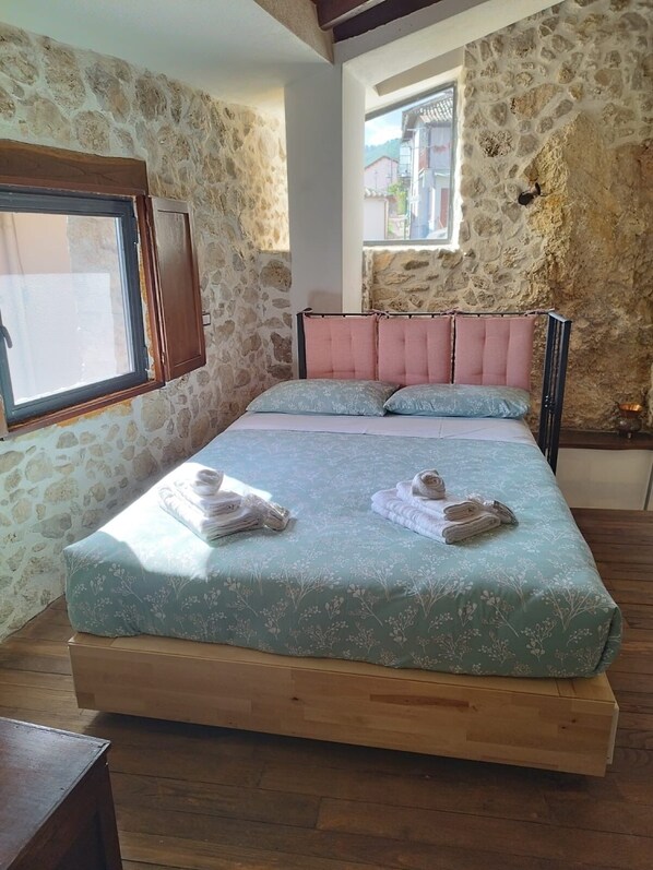 1 bedroom, free WiFi, bed sheets - LA CASA DI NORIS (Fiuggi)