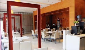 Dining - Yongle Star Hotel (Shiyan Fang County) (Fang County)