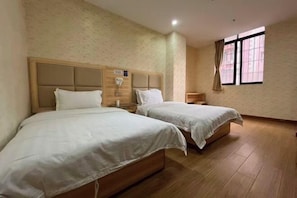 Room - Guangzhou Business Hotel (Shangxiajiu Pedestrian Street Changshou Road Subway Station Branch) (Guangzhou)