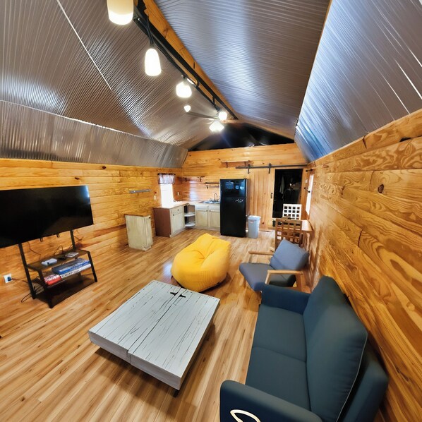 Smart TV, DVD player, books, printers