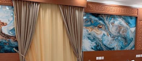 Coffres-forts dans les chambres, bureau