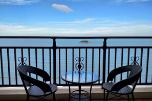 View from property - Huizhou Shuangyuewan Yujian Haijing Dujia Gongyu (Huidong)