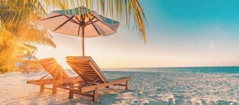 Huizhou Shuangyuewan Yujian Haijing Dujia Gongyu