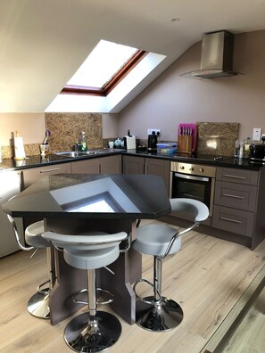 Microwave, oven, dishwasher