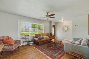 スマートテレビ、暖炉